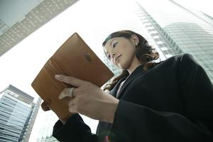 法的リスクを回避！東京の顧問弁護士によるリーガルサポートの重要性